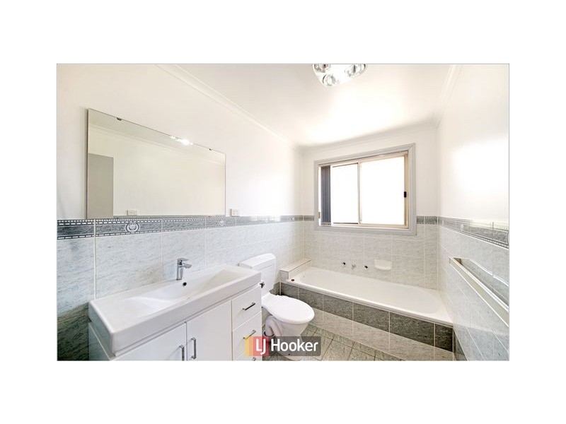 1/174 Clive Steele Avenue, Monash ACT 2904