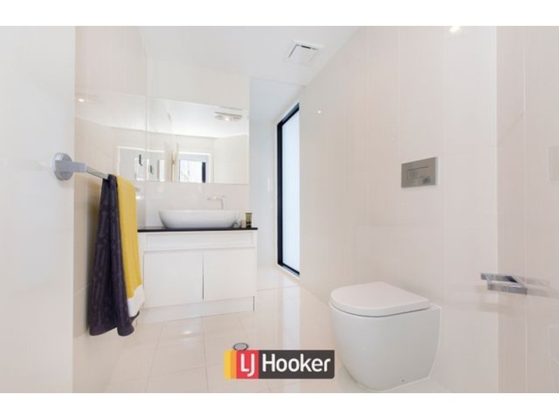2/43 Hampton Circuit, Yarralumla ACT 2600