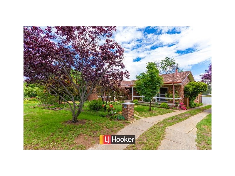 6 Preston Street, Weston ACT 2611