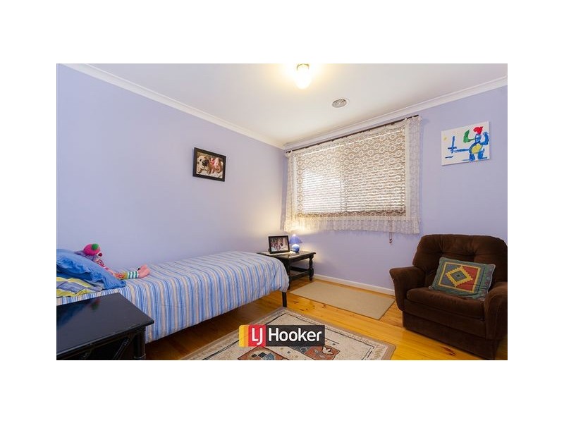 6 Preston Street, Weston ACT 2611