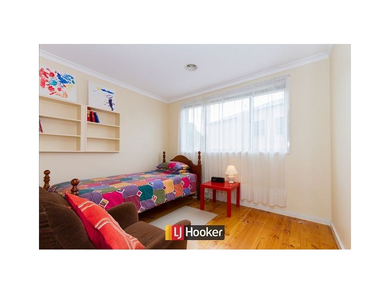 6 Preston Street, Weston ACT 2611