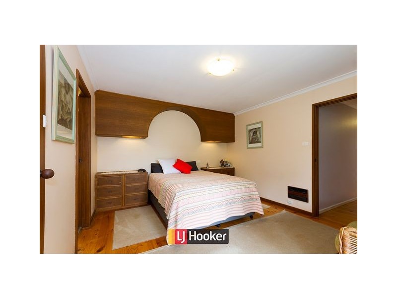 6 Preston Street, Weston ACT 2611