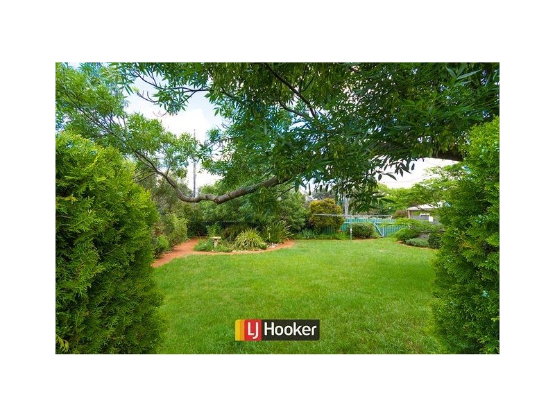 6 Preston Street, Weston ACT 2611