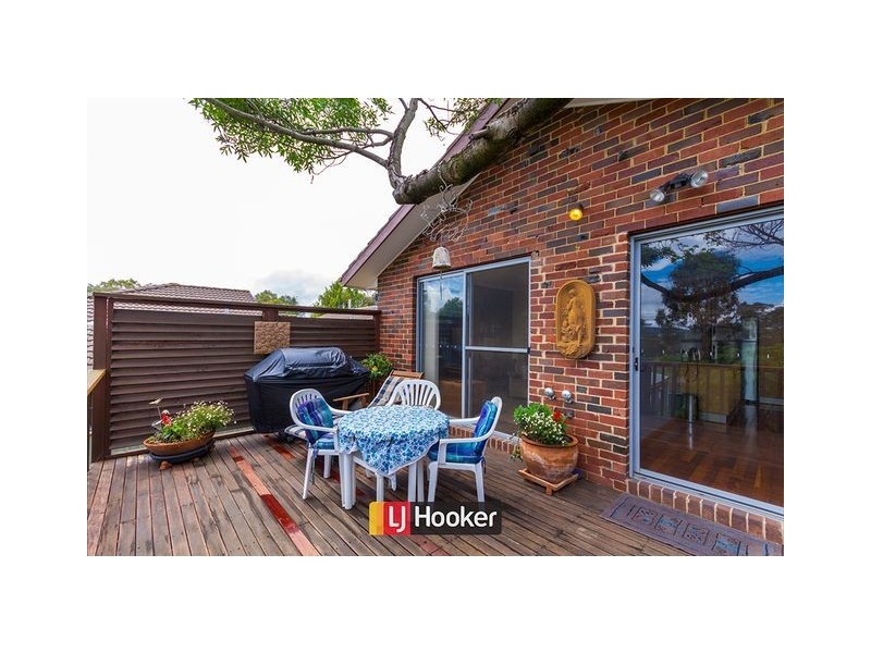 6 Preston Street, Weston ACT 2611