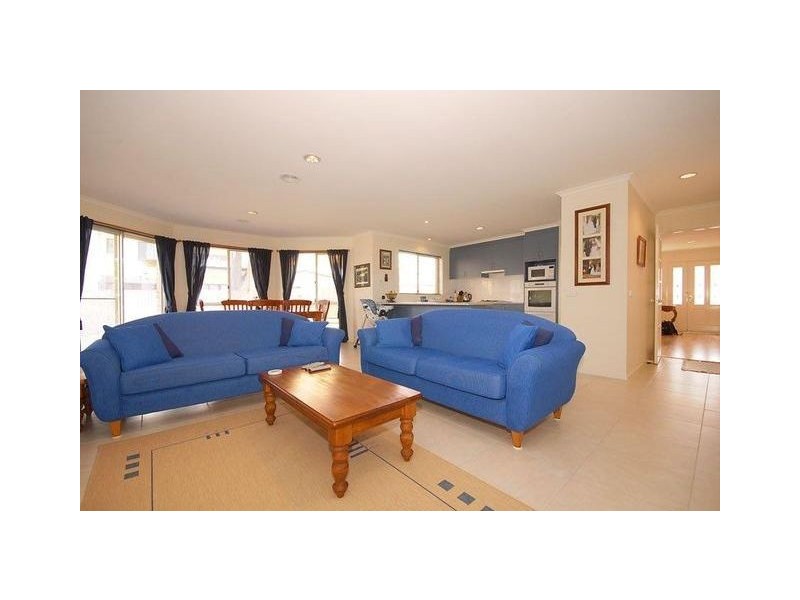 23 Mary Hall, Dunlop ACT 2615