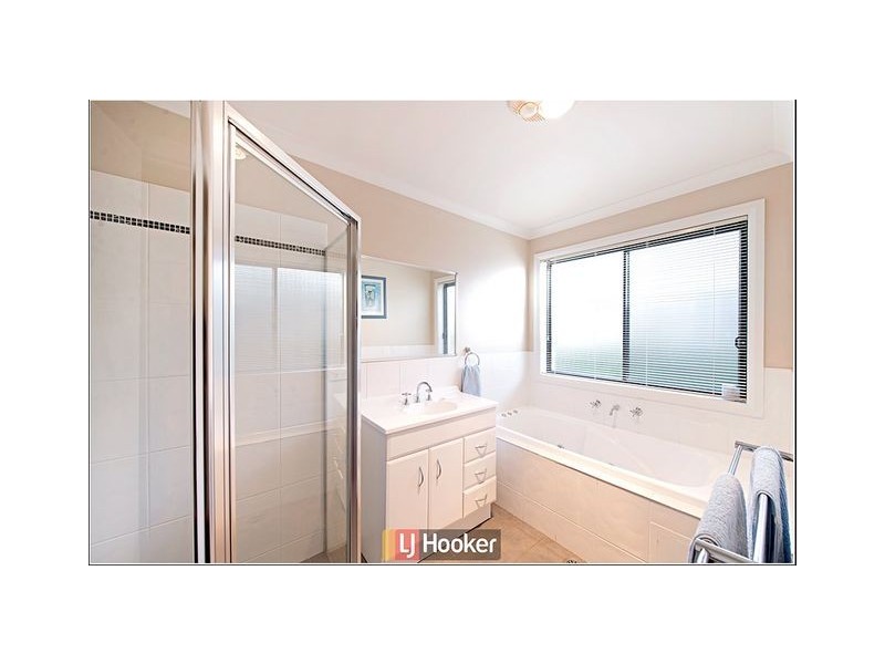 25 Eva West Street, Gungahlin ACT 2912