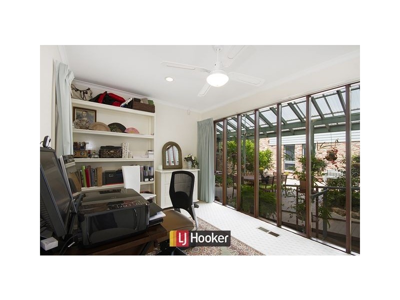 14 Molineaux Place, Farrer ACT 2607