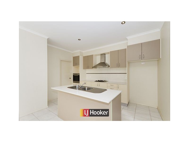 30 Mapleton avenue, Harrison ACT 2914