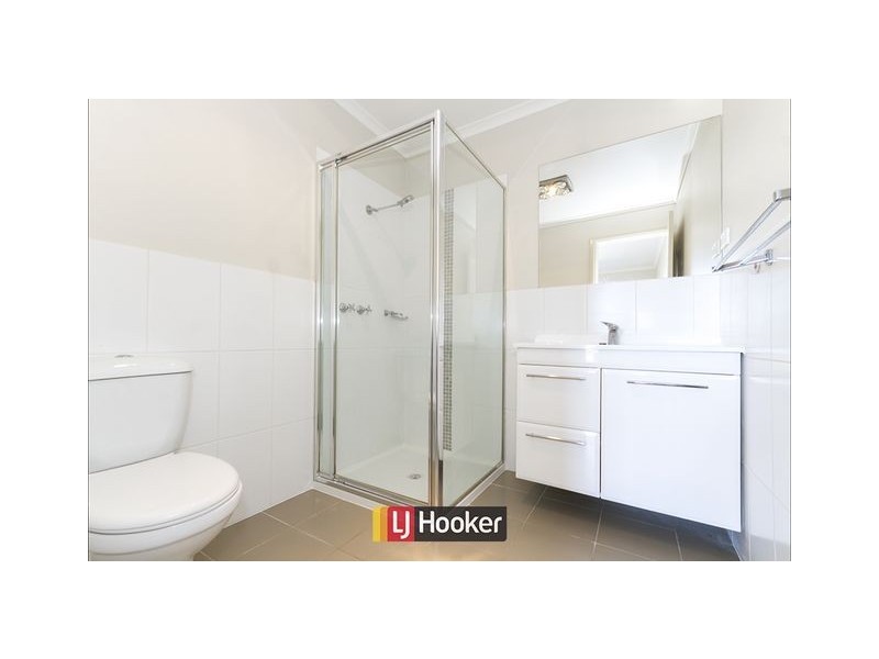 30 Mapleton avenue, Harrison ACT 2914