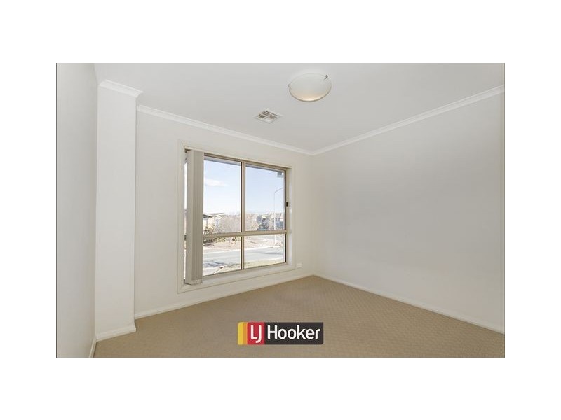 30 Mapleton avenue, Harrison ACT 2914