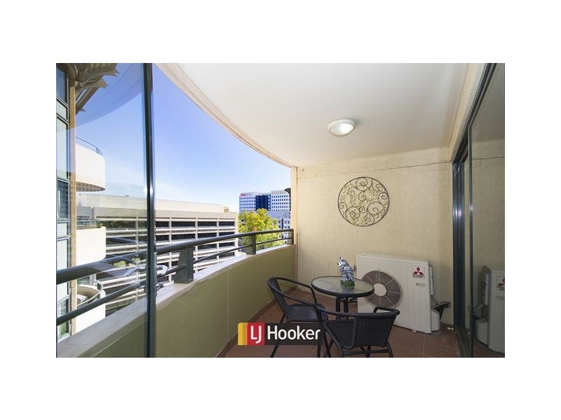 709/74 Northbourne Aveune, Braddon ACT 2612
