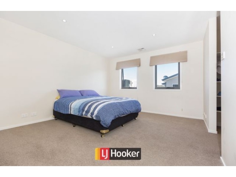 8/21 Samaria Street, Crace ACT 2911