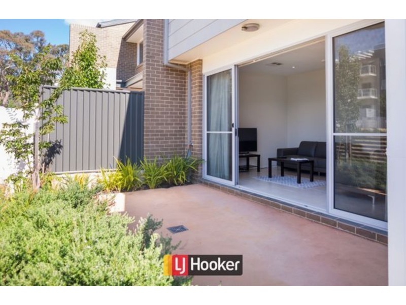 8/21 Samaria Street, Crace ACT 2911