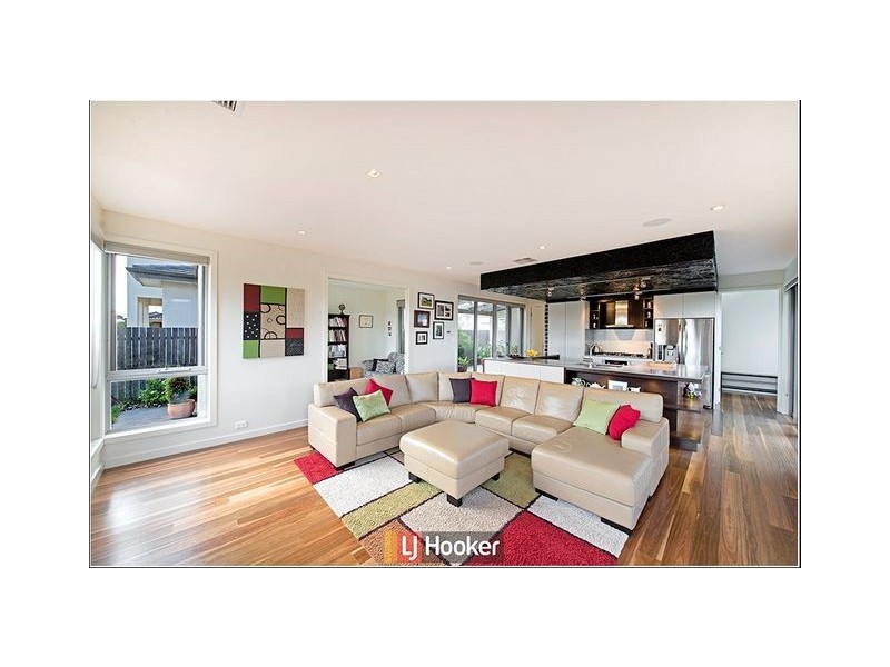 15 Whitington Street, Franklin ACT 2913