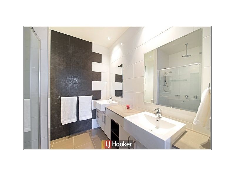 15 Whitington Street, Franklin ACT 2913