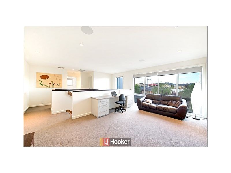 15 Whitington Street, Franklin ACT 2913