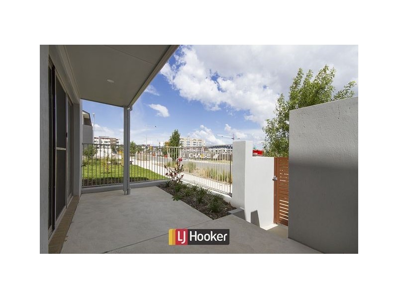 18/20 Clare Burton Street, Franklin ACT 2913
