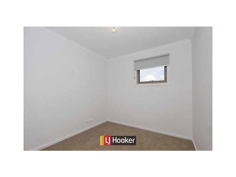 18/20 Clare Burton Street, Franklin ACT 2913