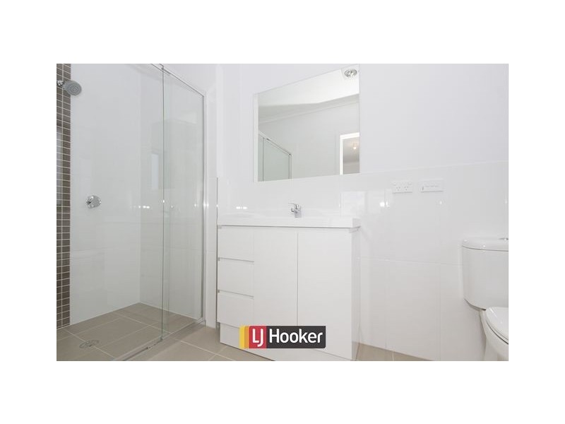 18/20 Clare Burton Street, Franklin ACT 2913