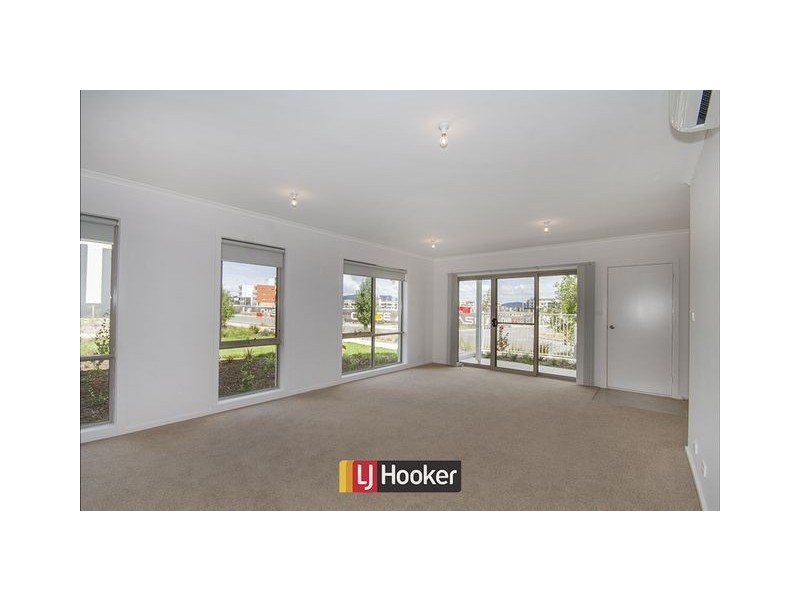 18/20 Clare Burton Street, Franklin ACT 2913