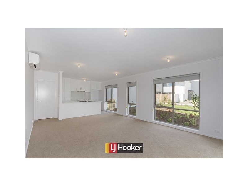 18/20 Clare Burton Street, Franklin ACT 2913