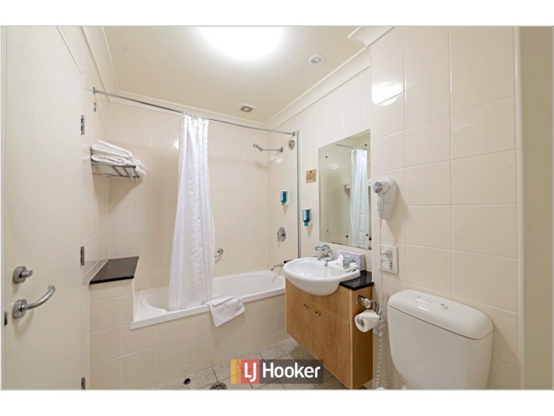 516/2 Akuna Street, City ACT 2601