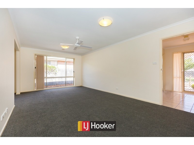 14 Swallow Street, Dunlop ACT 2615