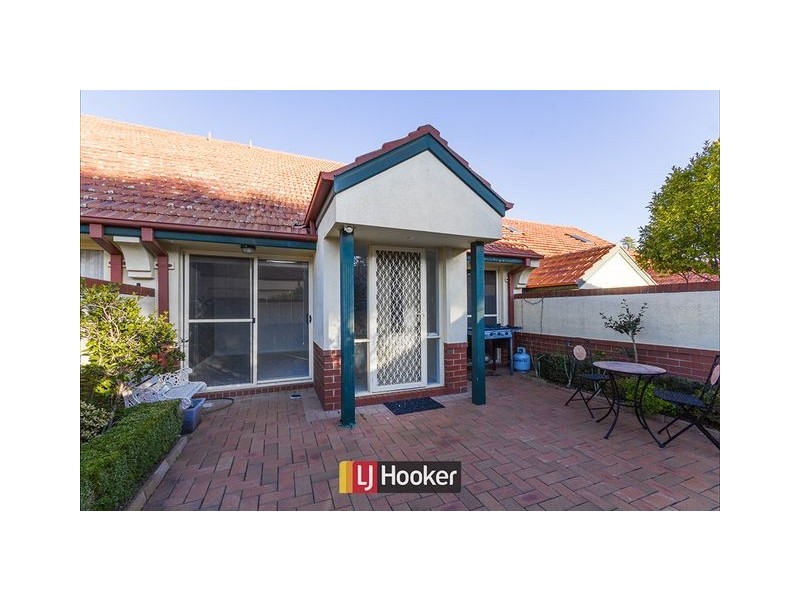 8/32 Gooreen Street, Braddon ACT 2612