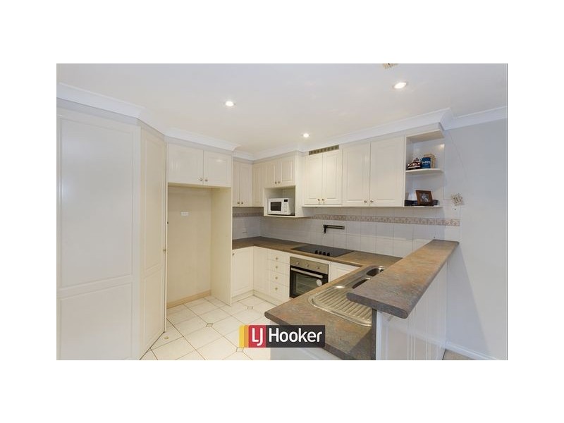 8/32 Gooreen Street, Braddon ACT 2612