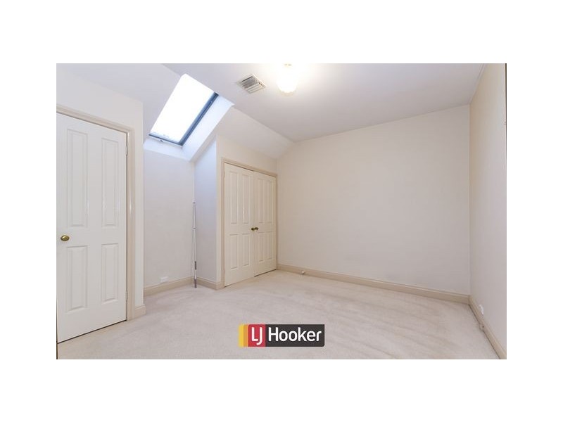 8/32 Gooreen Street, Braddon ACT 2612