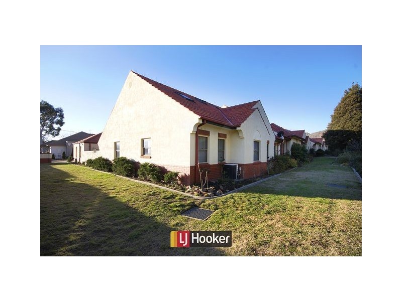 8/32 Gooreen Street, Braddon ACT 2612