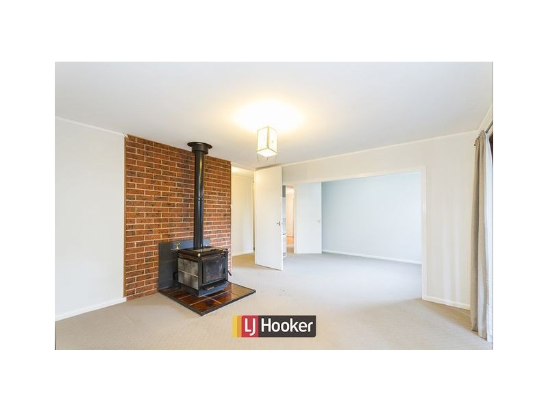 21 Ulverstone Street, Lyons ACT 2606