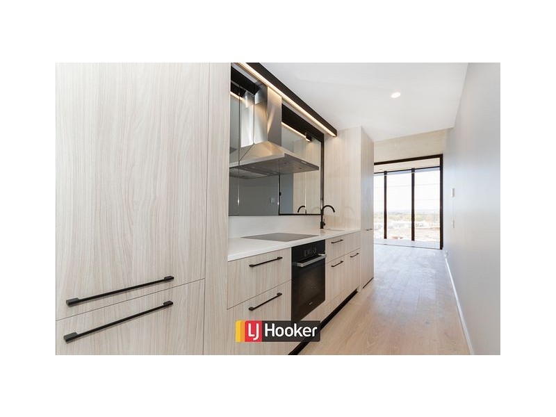 81/43 Eastlake Parade, Kingston ACT 2604