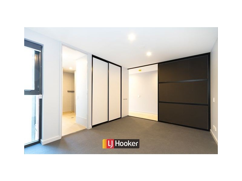 81/43 Eastlake Parade, Kingston ACT 2604
