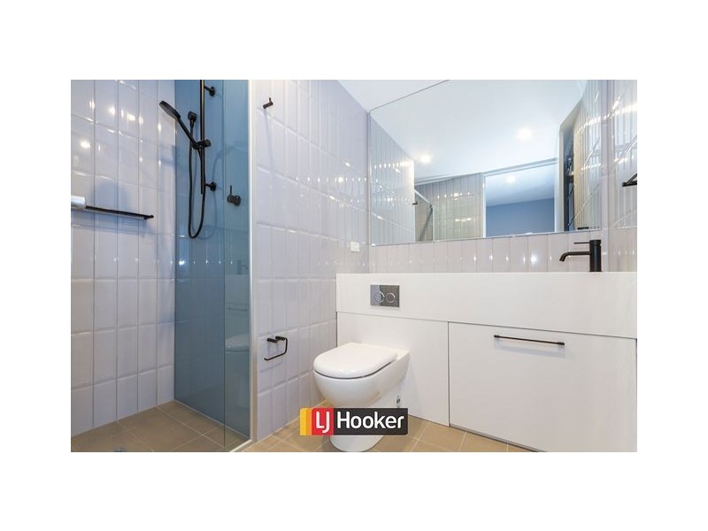 140/45 Eastlake Parade, Kingston ACT 2604