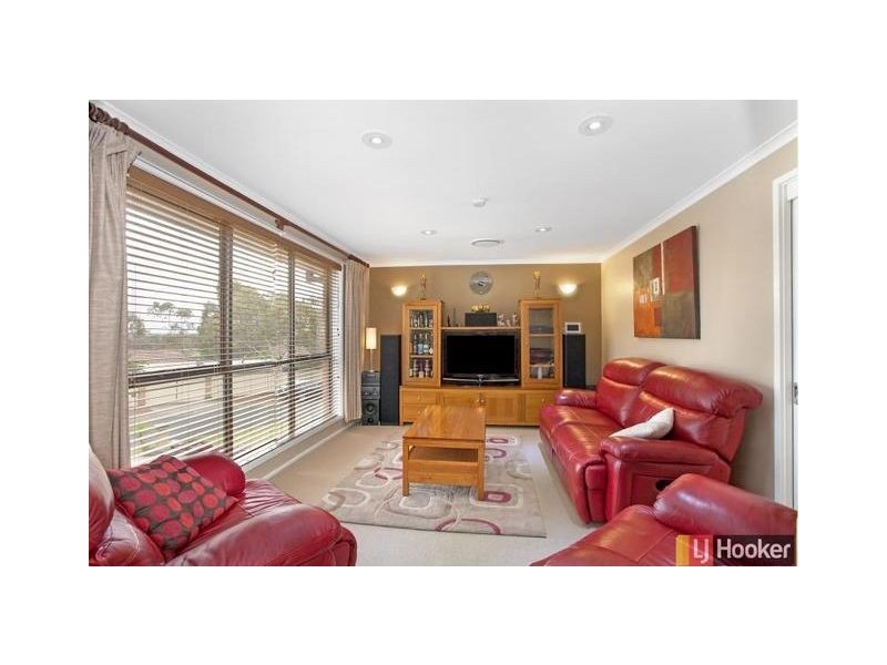 22 Jauncey Court, Charnwood ACT 2615