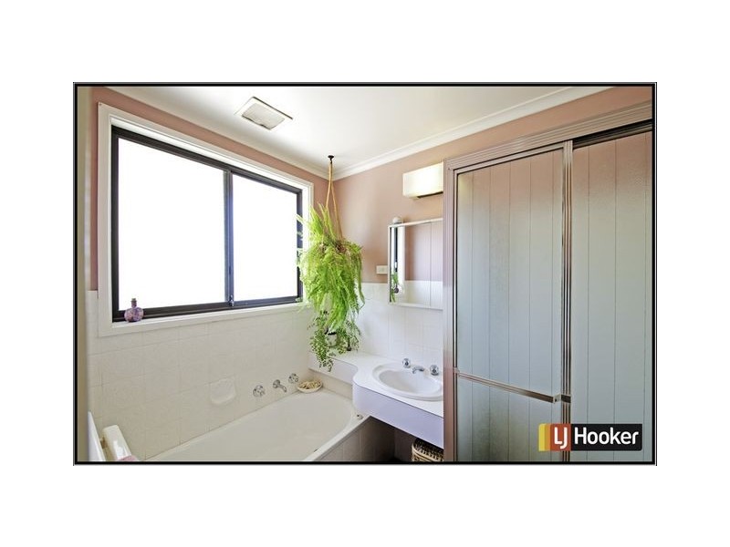 17 Mannheim Street, Kambah ACT 2902