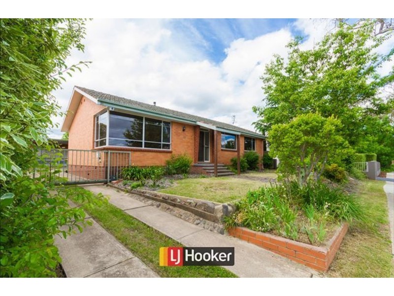 27 Gilmore Crescent, Garran ACT 2605