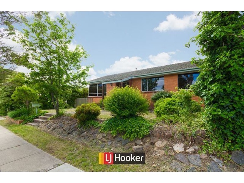 27 Gilmore Crescent, Garran ACT 2605