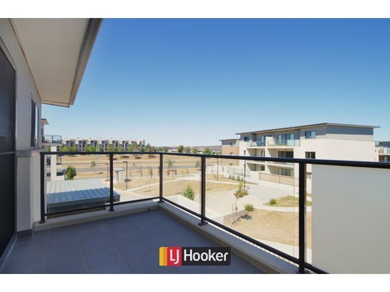 87/104 Henry Kendall Street, Franklin ACT 2913