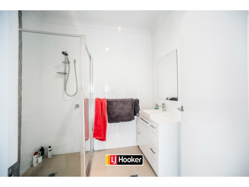 11/22 De Burgh Street, Lyneham ACT 2602
