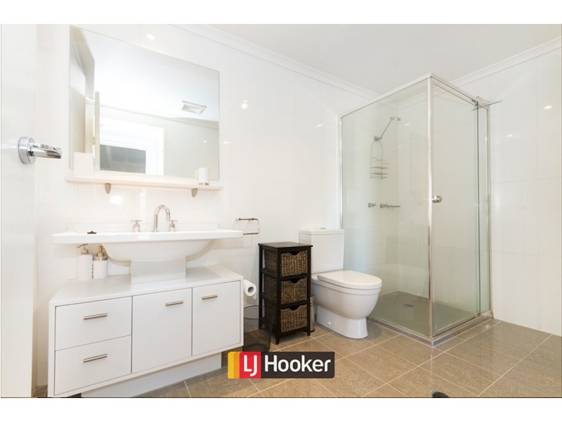 33/16 Doonkuna Street, Braddon ACT 2612