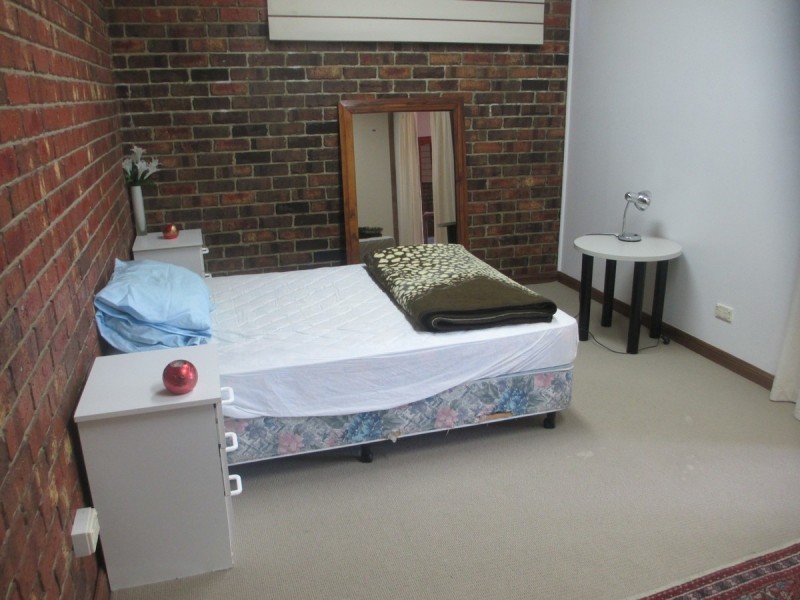 10B Claxton Crescent, Lyneham ACT 2602