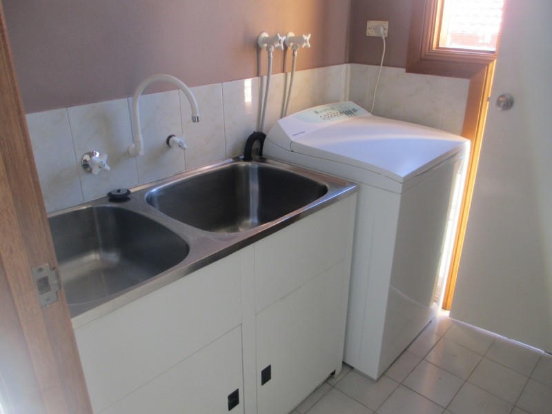 10B Claxton Crescent, Lyneham ACT 2602