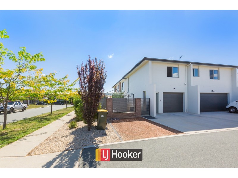 21B Manning Clark Crescent, Franklin ACT 2913
