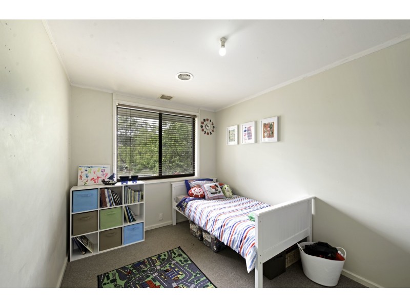 24 Ragless Circuit, Kambah ACT 2902