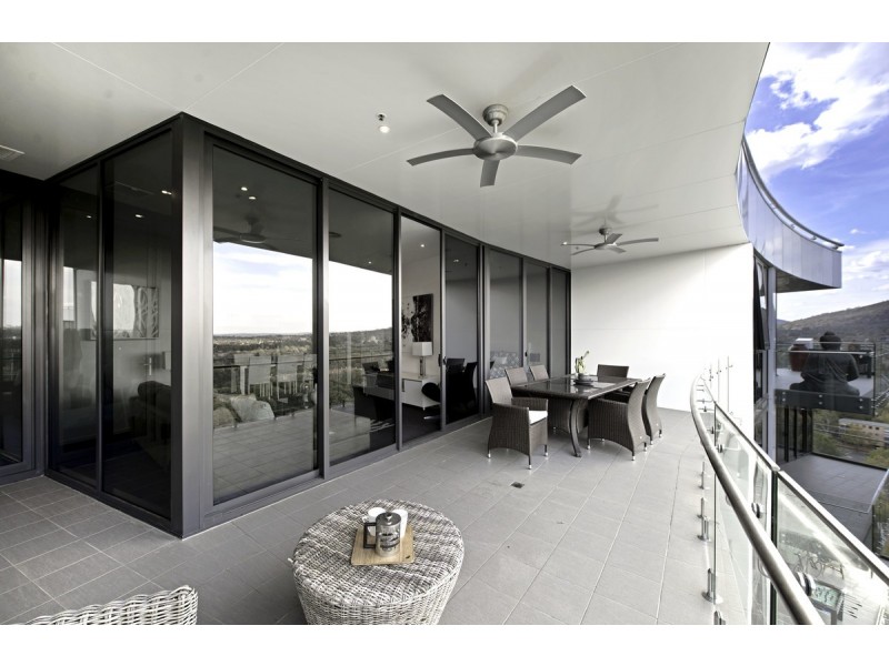 1605/240 Bunda Street, City ACT 2601