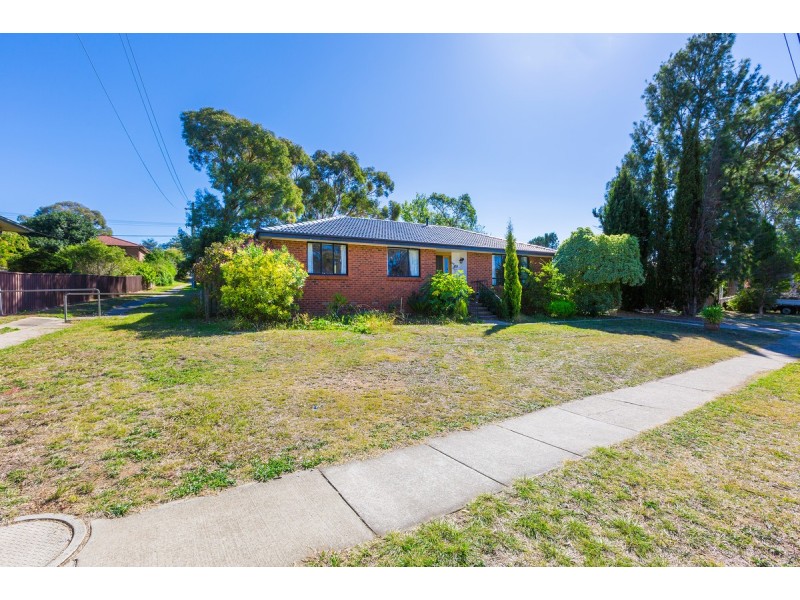89 Florey Drive, Macgregor ACT 2615