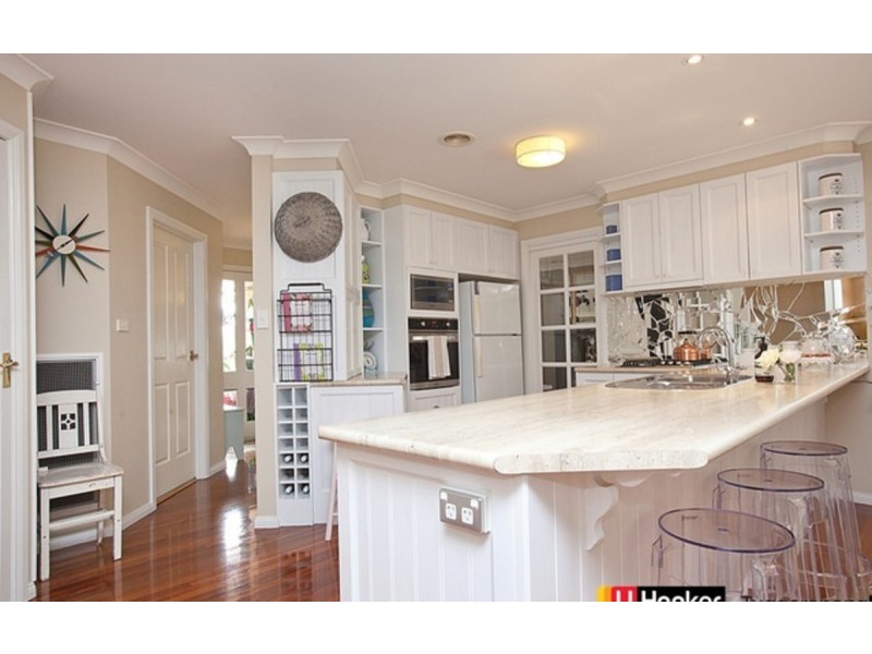 10 Whiteley Street, Conder ACT 2906