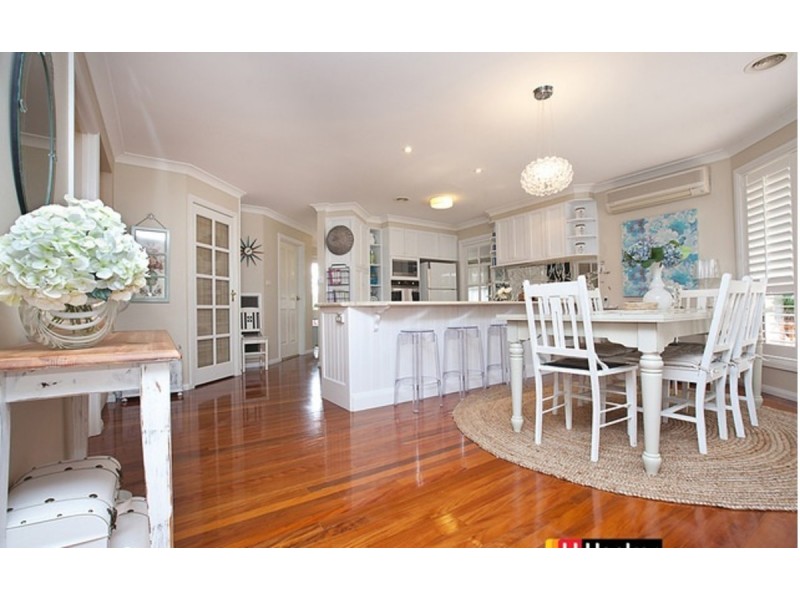 10 Whiteley Street, Conder ACT 2906